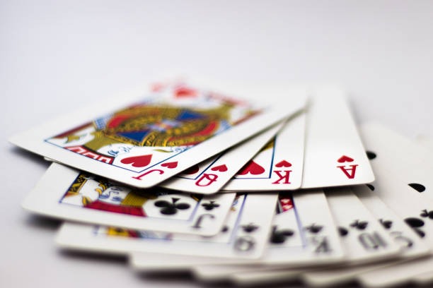 European Roulette wheel display on mobile phone with betting interface visible